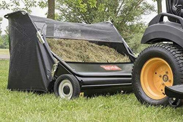 Agri-Fab Inc 45-0546 52∩∩ Lawn Sweeper, Black & 45-0343 Tine Dethatcher for All Tow Lawn Sweepers