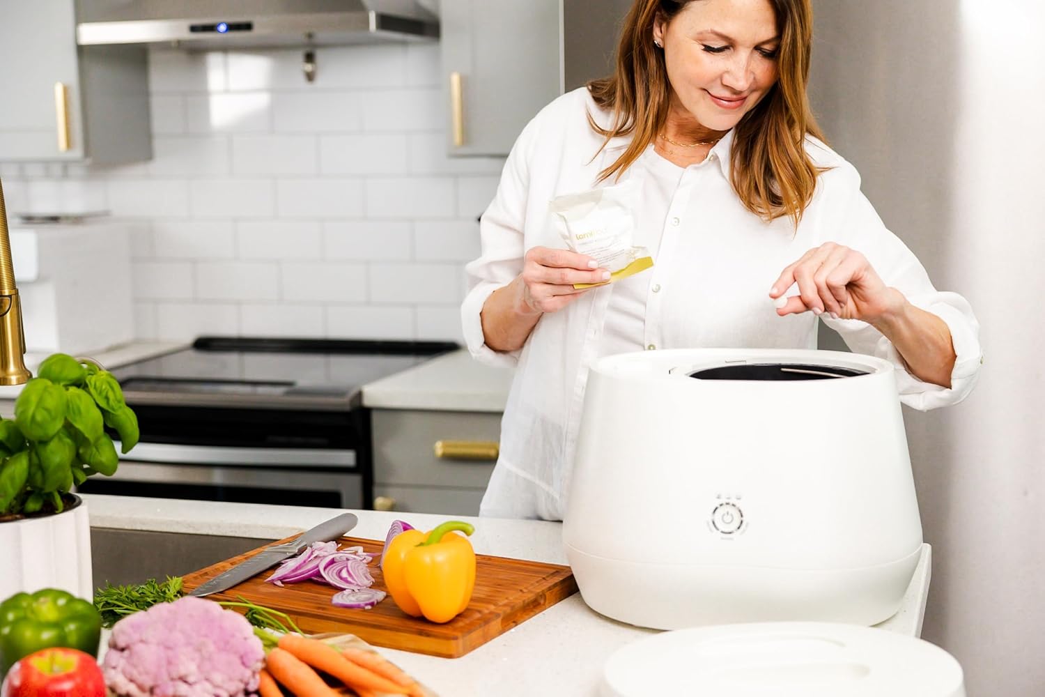 Lomi 1 | Kitchen Composter, 3L, World’s First Smart Waste Home Food Upcycler, Turn Waste into Natural Fertilizer with a Single Button, Indoor Compost, Electric Kitchen Food Recycler (45 Cycles)