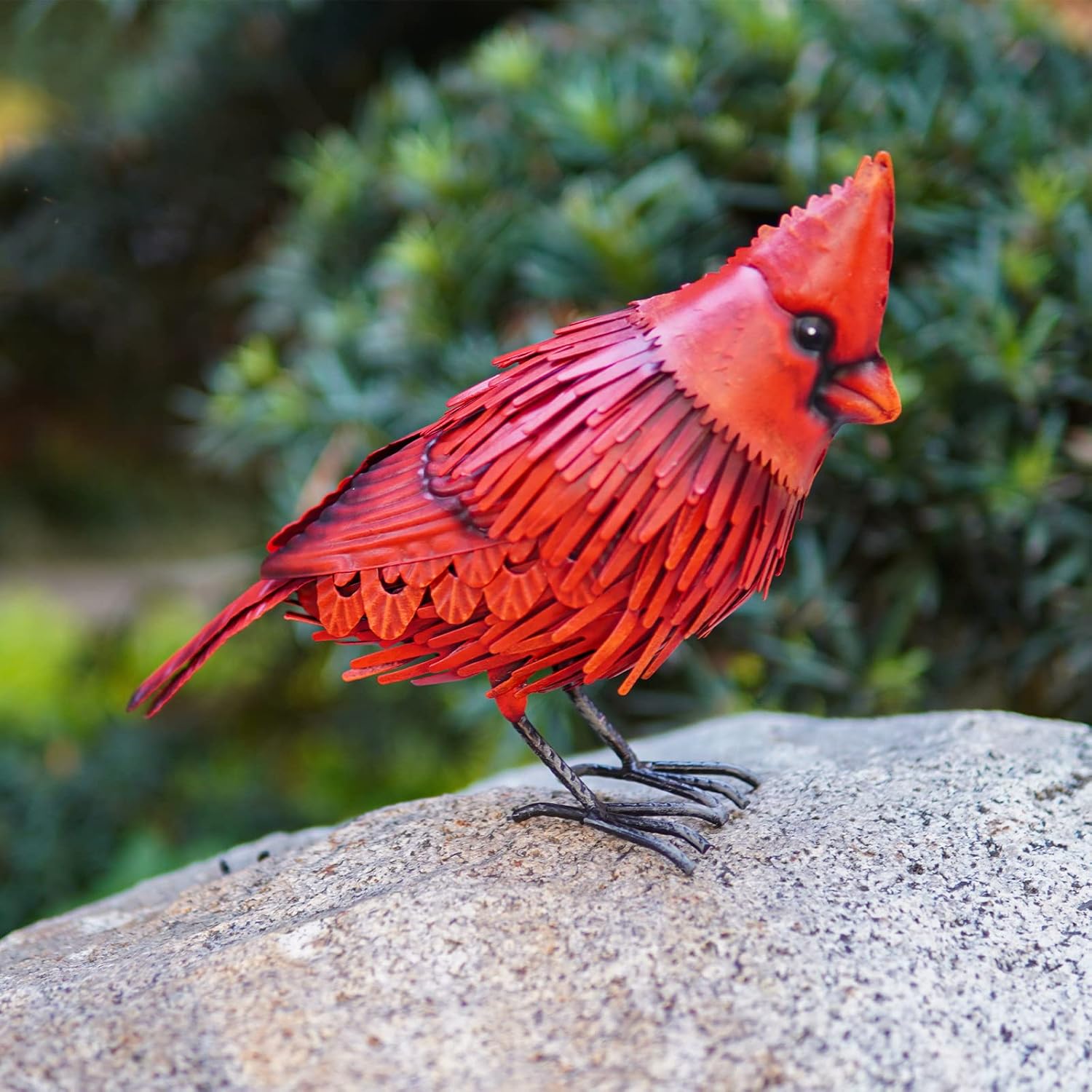 Metal Cardinal Garden Decor Outdoor, Creative Large Red Bird Statue Yard Ornament, Cardinal Garden Decorations Yard Art for Patio Lawn Pathway Courtyard Vacation Holiday Collectible