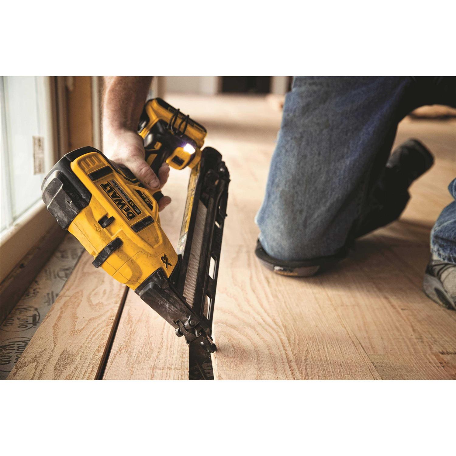 Dewalt DCN650D1 20V MAX XR 15-Gauge Cordless Angled Finish Nailer Kit - Shop Hardware Tools Online Store