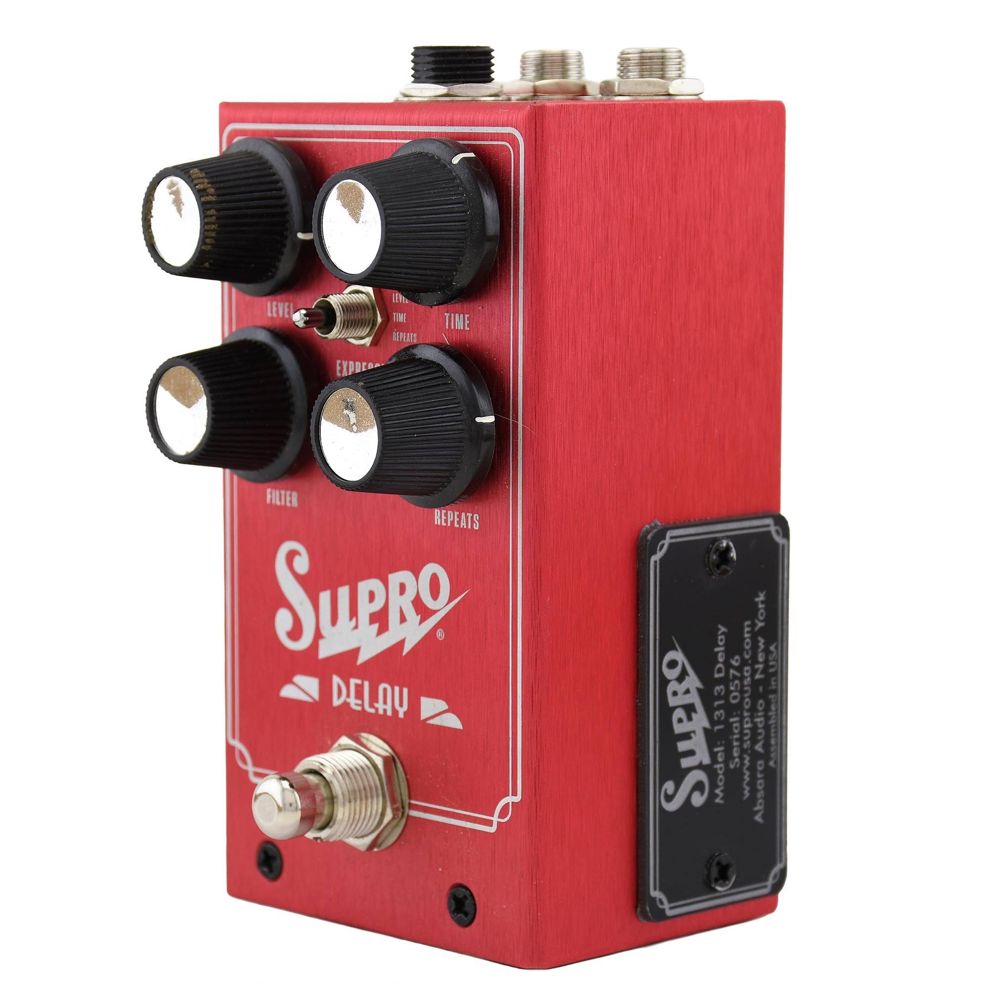 Supro 1313 Analog Delay Pedal