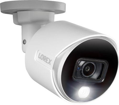 Lorex - 8-Channel, 8-Camera Indoor/Outdoor Wired 4K UHD 2TB DVR Surveillance System - White - White