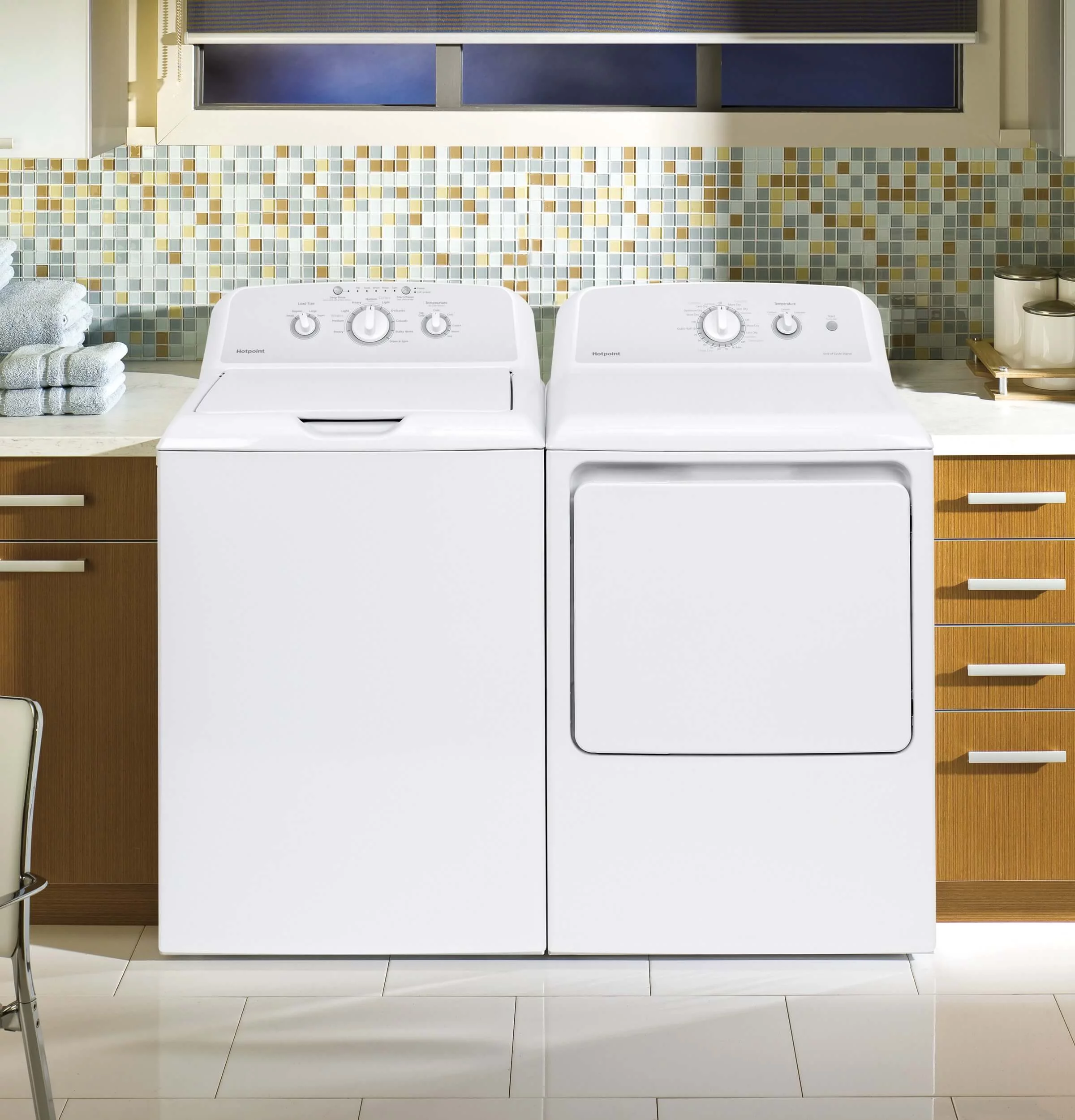 Climatic Home Products  Hot Point Gas Dryer, White