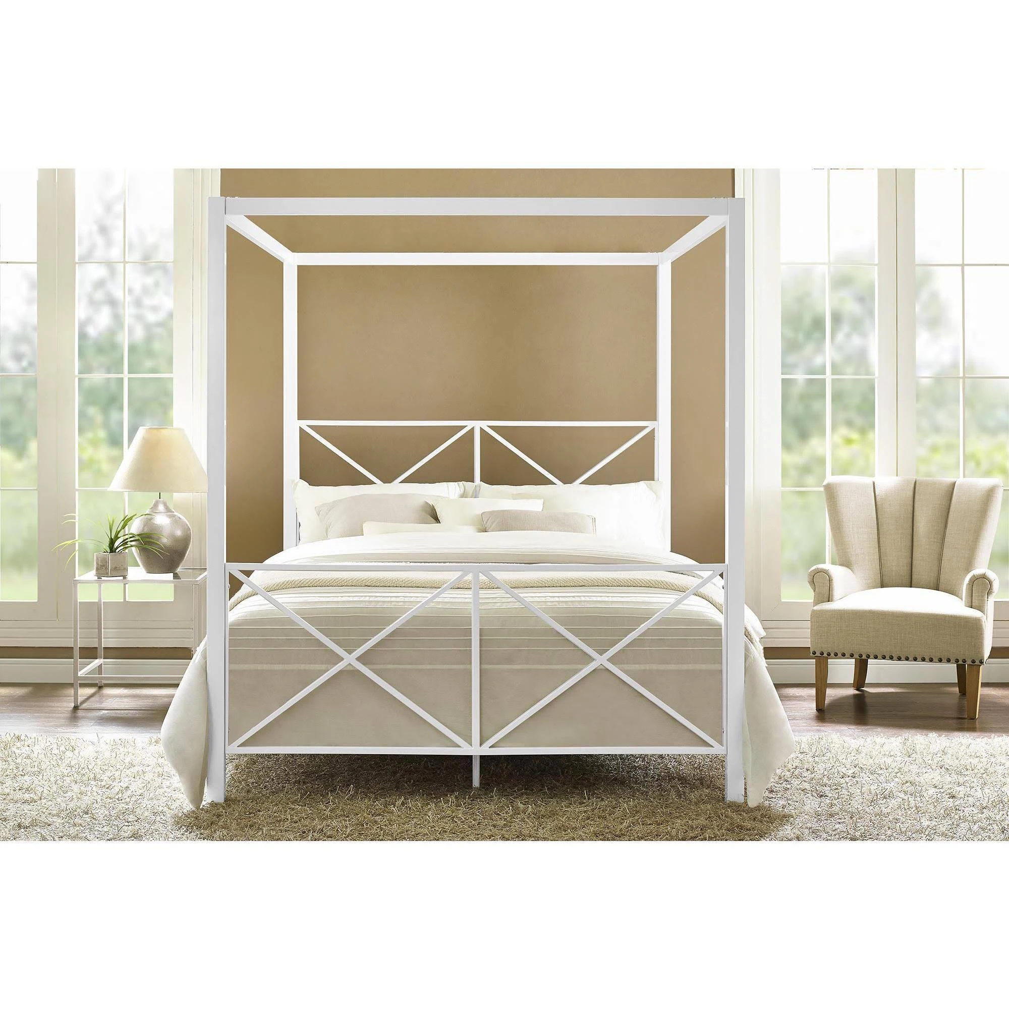 Avenue Greene Rosemarie White Metal Canopy Bed (Queen)