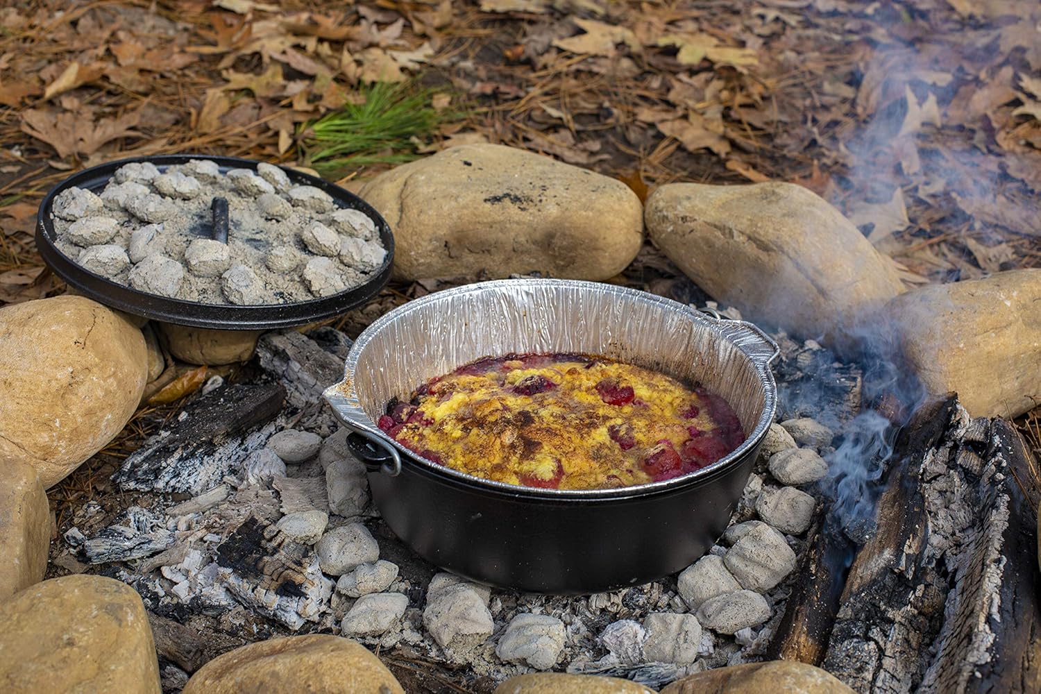 Lodge Tall Boy Tripod with 6 Quart Camp Dutch Oven and 12-Pack Aluminum Foil Dutch Oven Liners