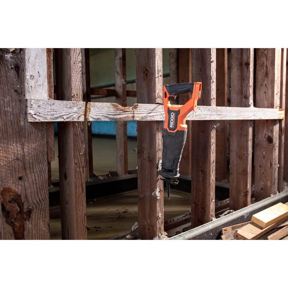Ridgid 18V Brushless Cordless Reciprocating Saw Kit with (1) 4.0 Ah Battery and Charger R8647KN