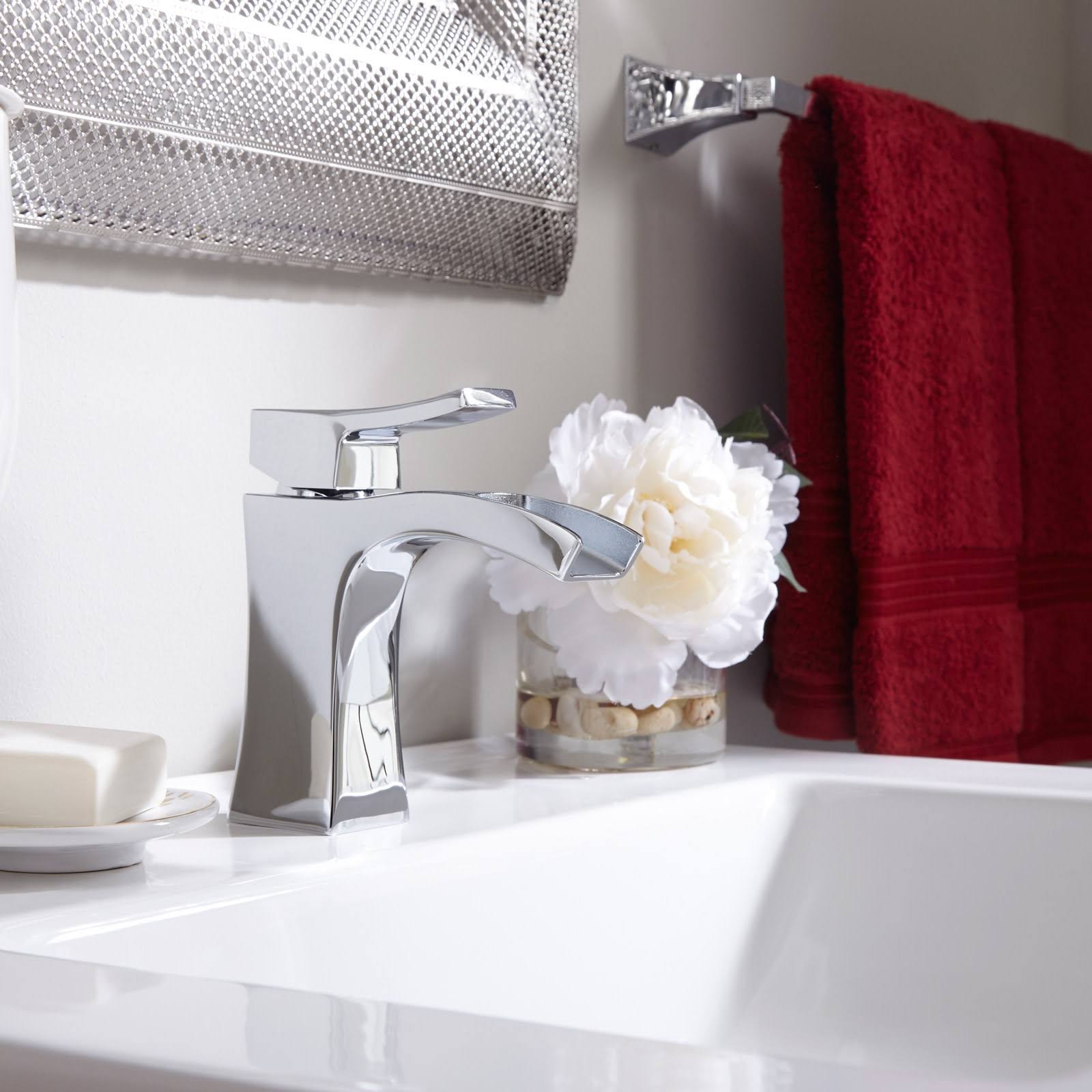 Mirabelle MIRWSCVL105 Vilamonte 1.2 GPM Single Hole Bathroom Sink Faucet - Polished Nickel