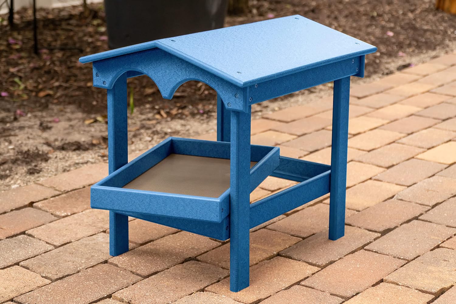 DutchCrafters Large Covered Ground Feeder with Removable Tray for Birds and Wildlife, Made from Plastic Poly - Amish Made in America (Turf Green)