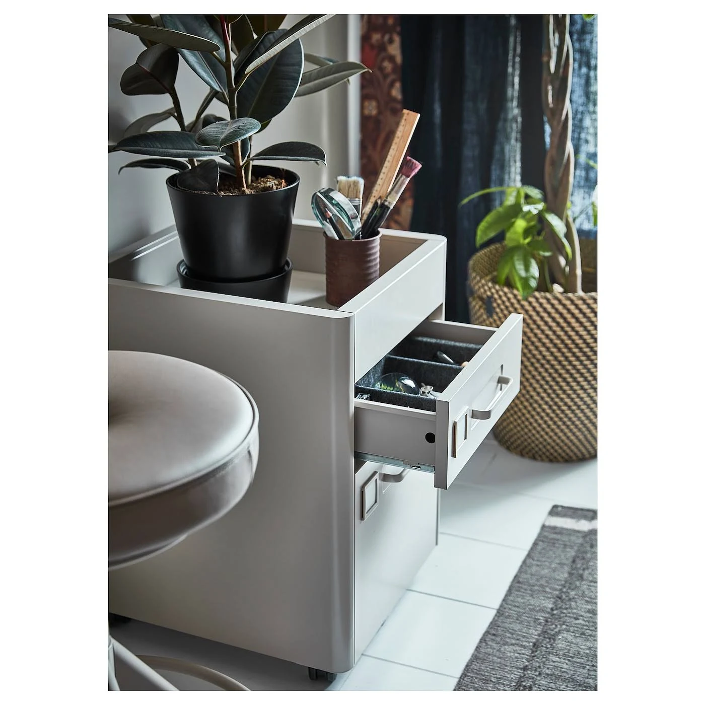 IKEA - IDSEN Drawer Unit on Casters, Beige, 16 1/2x24