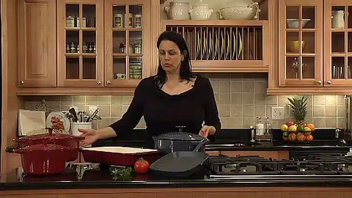 Cuisinart 3 Quart Cast Iron Round Covered Casserole - Blue