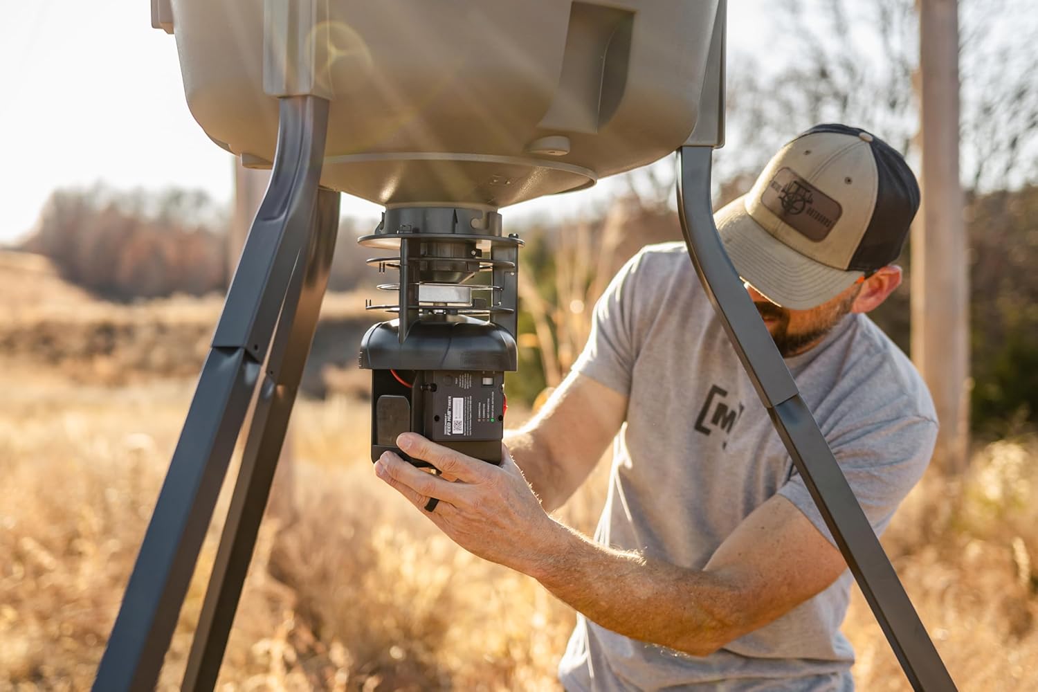 Moultrie Feed Hub Kit - Pro Hunter 2 Cellular Feeder Kit - Cellular Feeder System with Feed Level Detector and Spincast Spreader - Universal Fit for Most Spincast Wildlife Feeder Hoppers