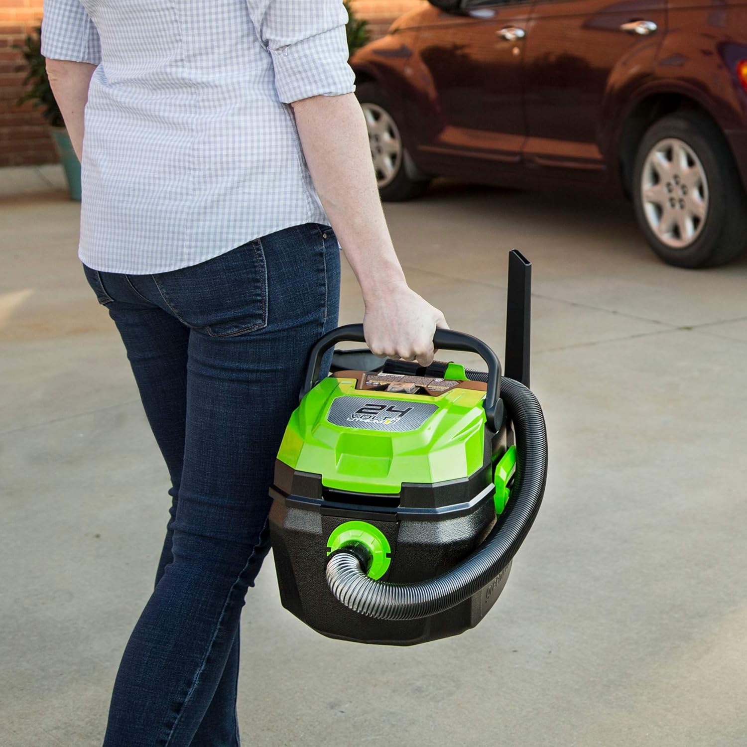 24V Cordless Wet/Dry Shop Vacuum, 2.0 Ah Battery Included BVU24211