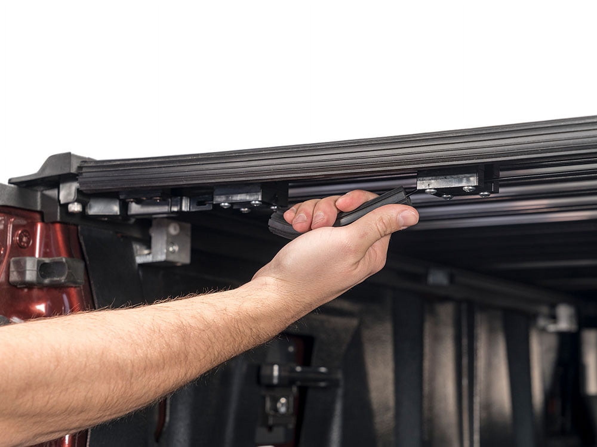 Gator by RealTruck Recoil Retractable Truck Bed Tonneau Cover | G30484 | Compatible with 2020 - 2023 Chevy/GMC Silverado/Sierra 2500/3500 HD Series 6' 10" Bed (82.2")