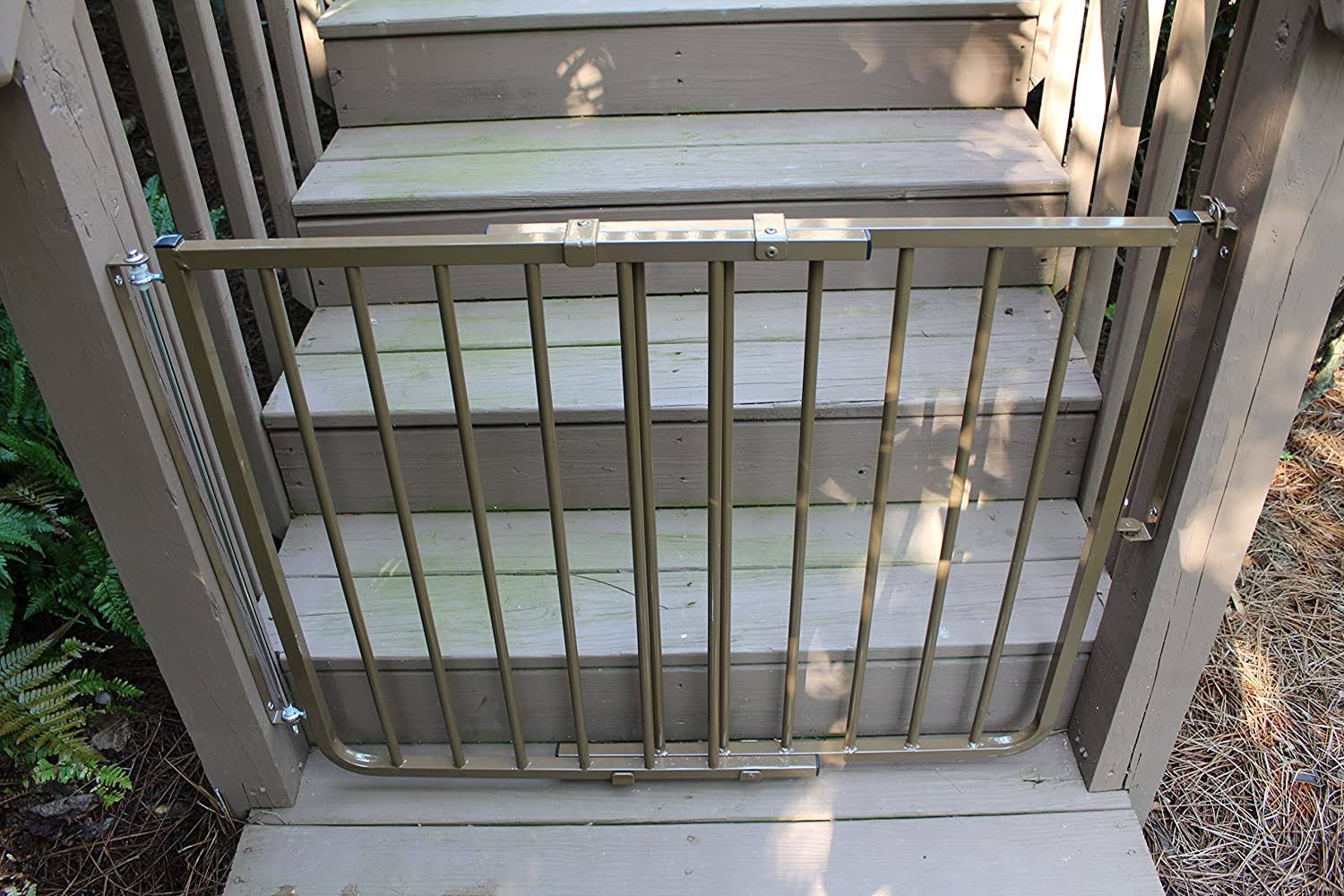 Cardinal Gates SS30OD-BR Stairway Special Outdoor Safety Gate, Brown
