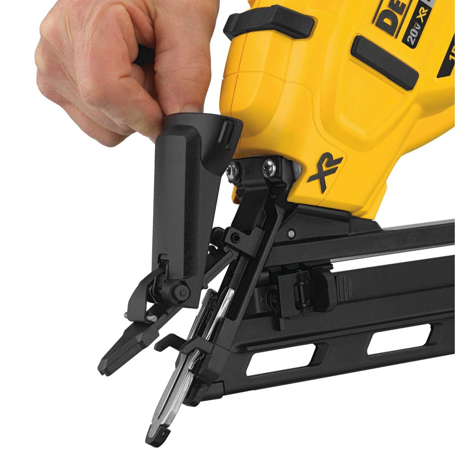 Dewalt DCN650D1 20V MAX XR 15-Gauge Cordless Angled Finish Nailer Kit - Shop Hardware Tools Online Store