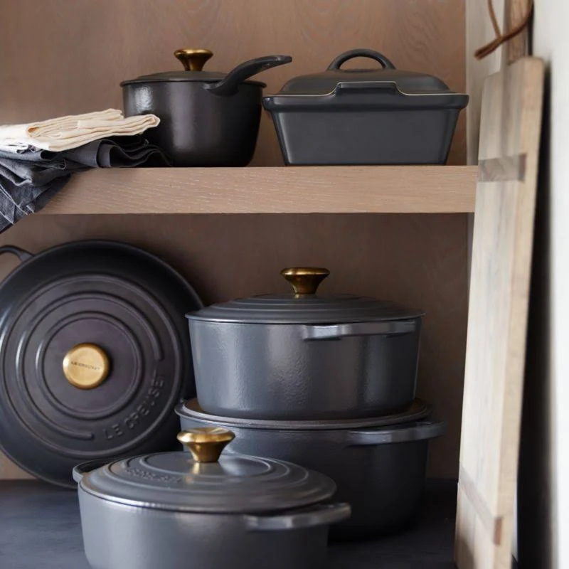 Le Creuset Signature 3.5-Qt. Graphite Grey Oval Wide Dutch Oven