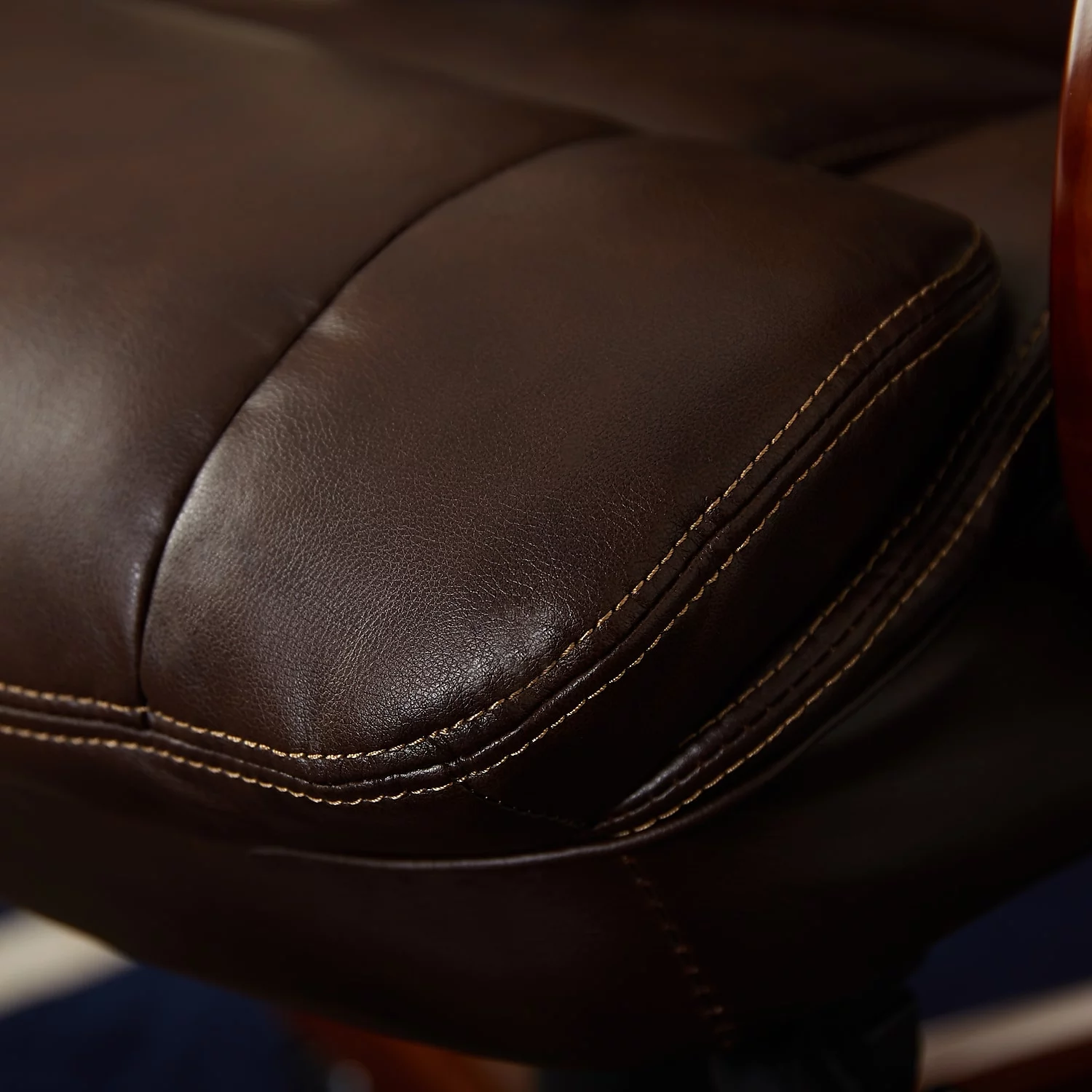 La-Z-Boy Fairmont Ergonomic Faux Leather Executive Big & Tall Chair 400 lb. Capacity Biscuit Brown