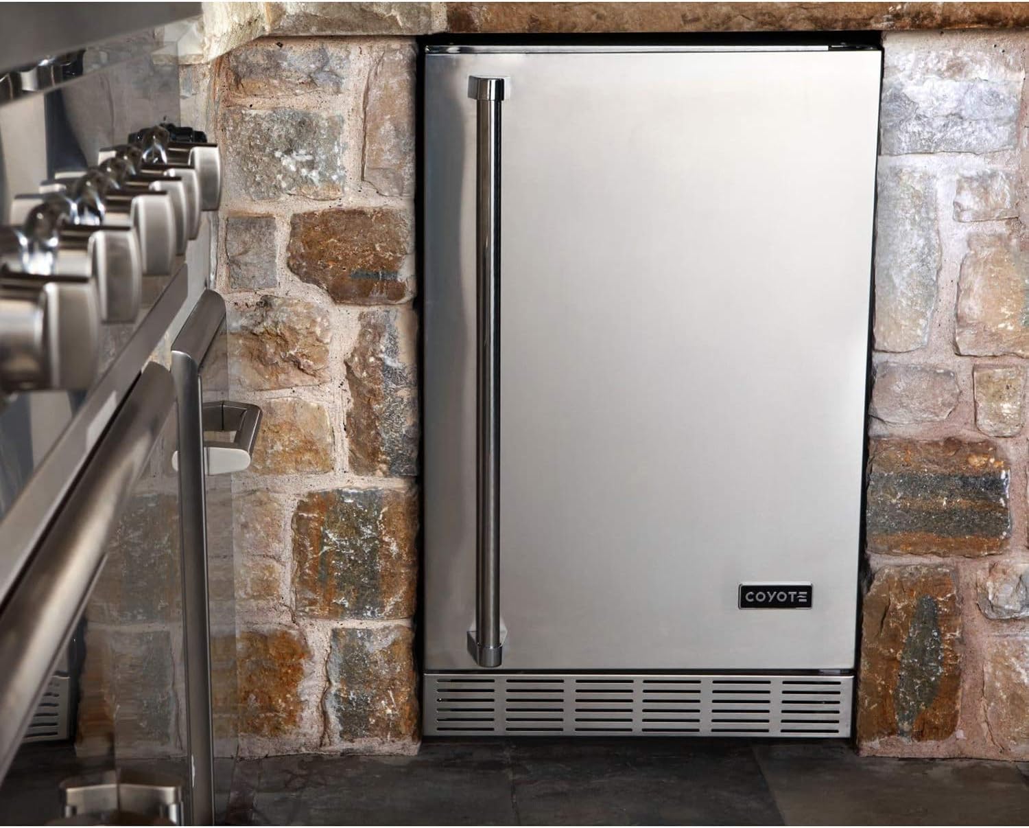 Coyote 21-Inch Outdoor Rated Compact Refrigerator, Left Hinge, 4.1 Cu. Ft., CBIR-L