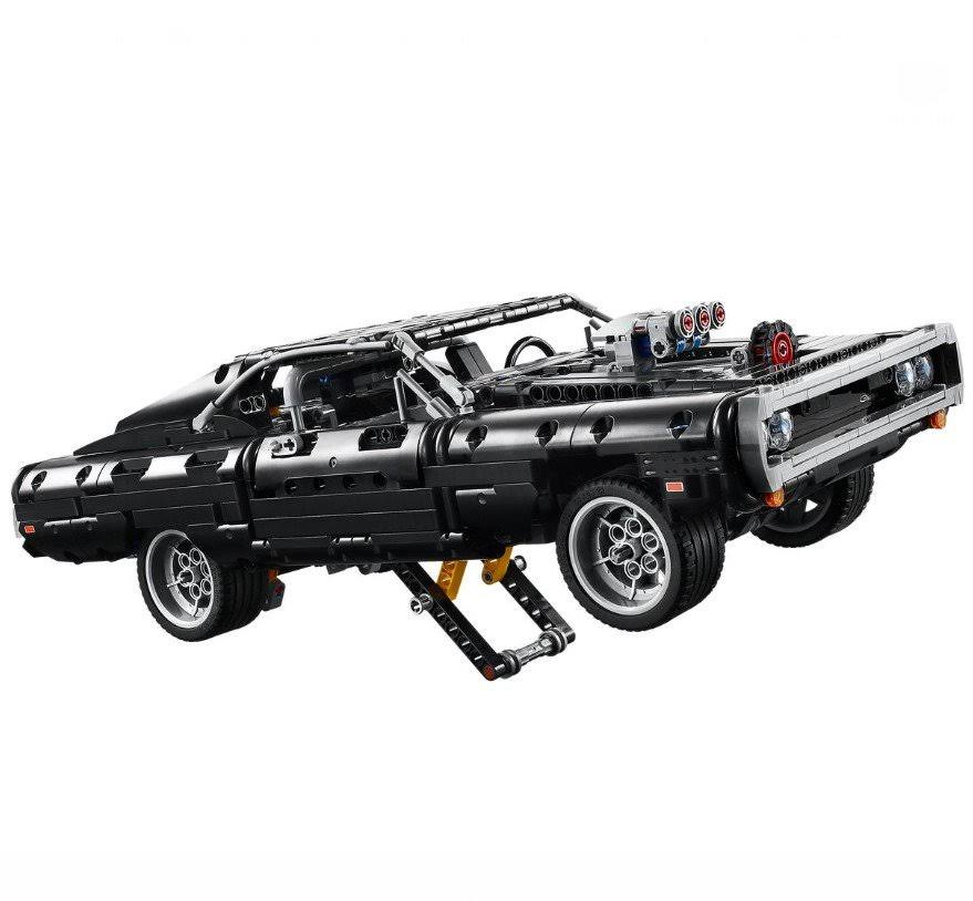 LEGO Technic Fast u0026 Furious Doms Dodge Charger 42111 Race Car Building Set