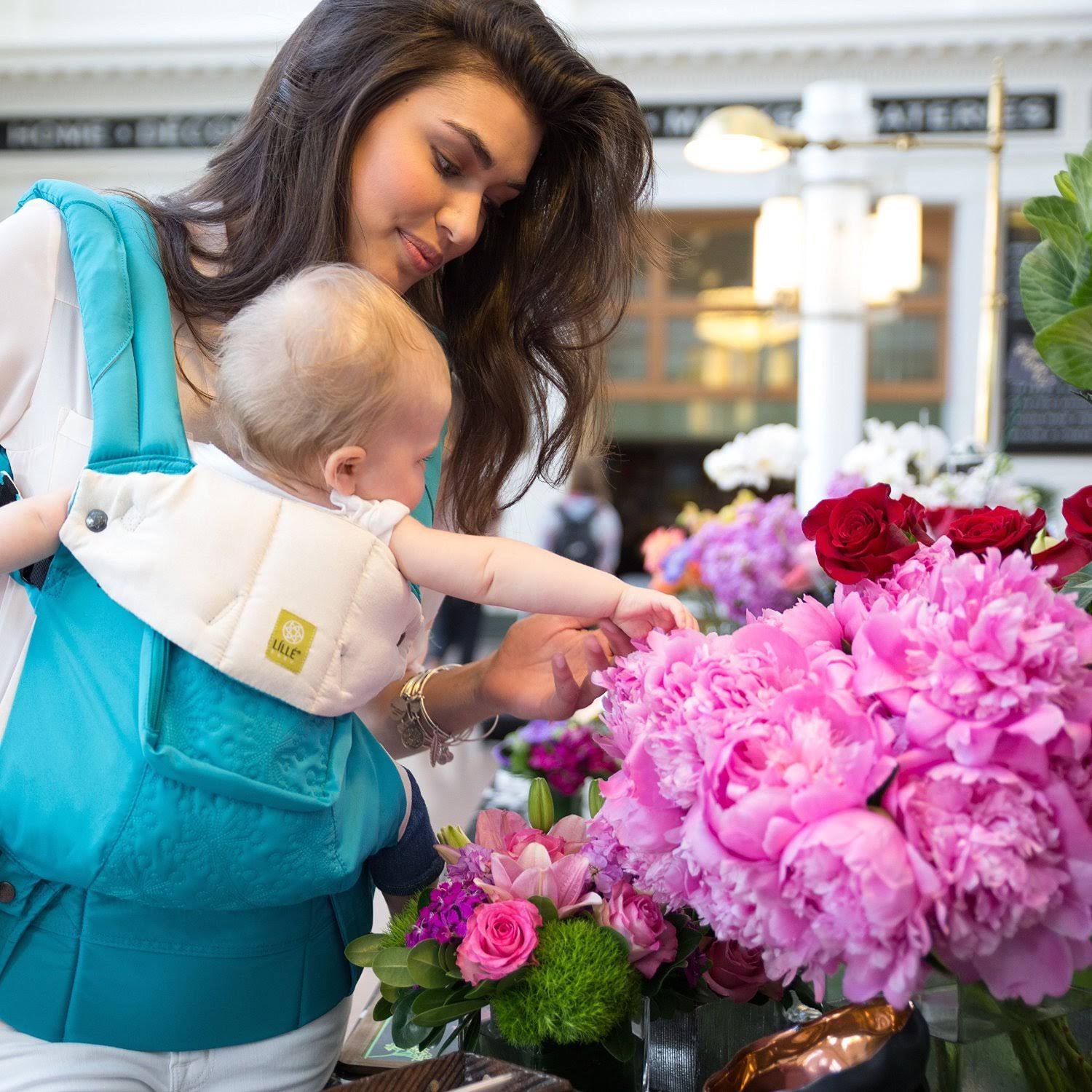 Lillebaby Complete Embossed Baby Carrier - Blue Circles