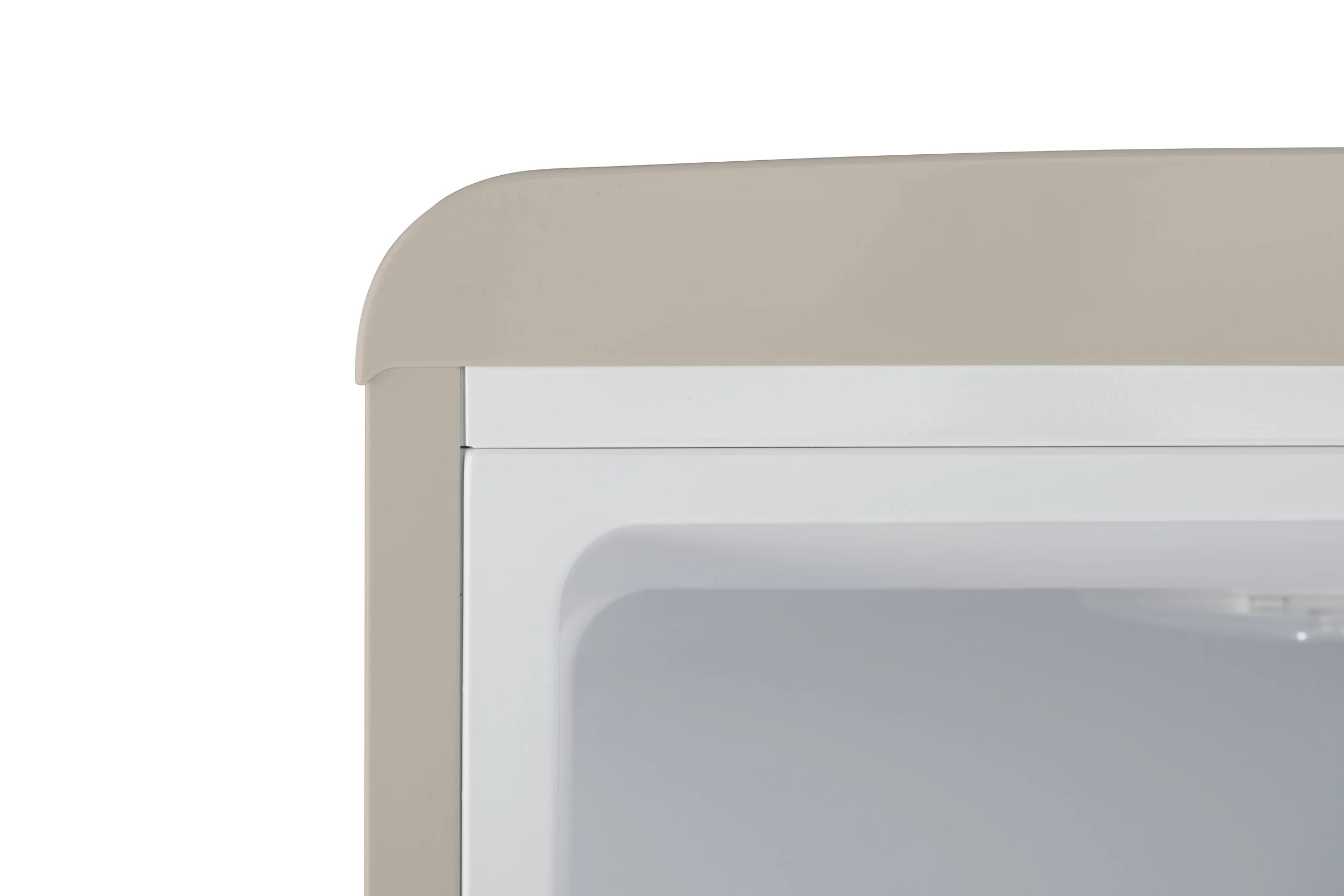 iio 7 cu. ft. Retro refrigerator with bottom freezer