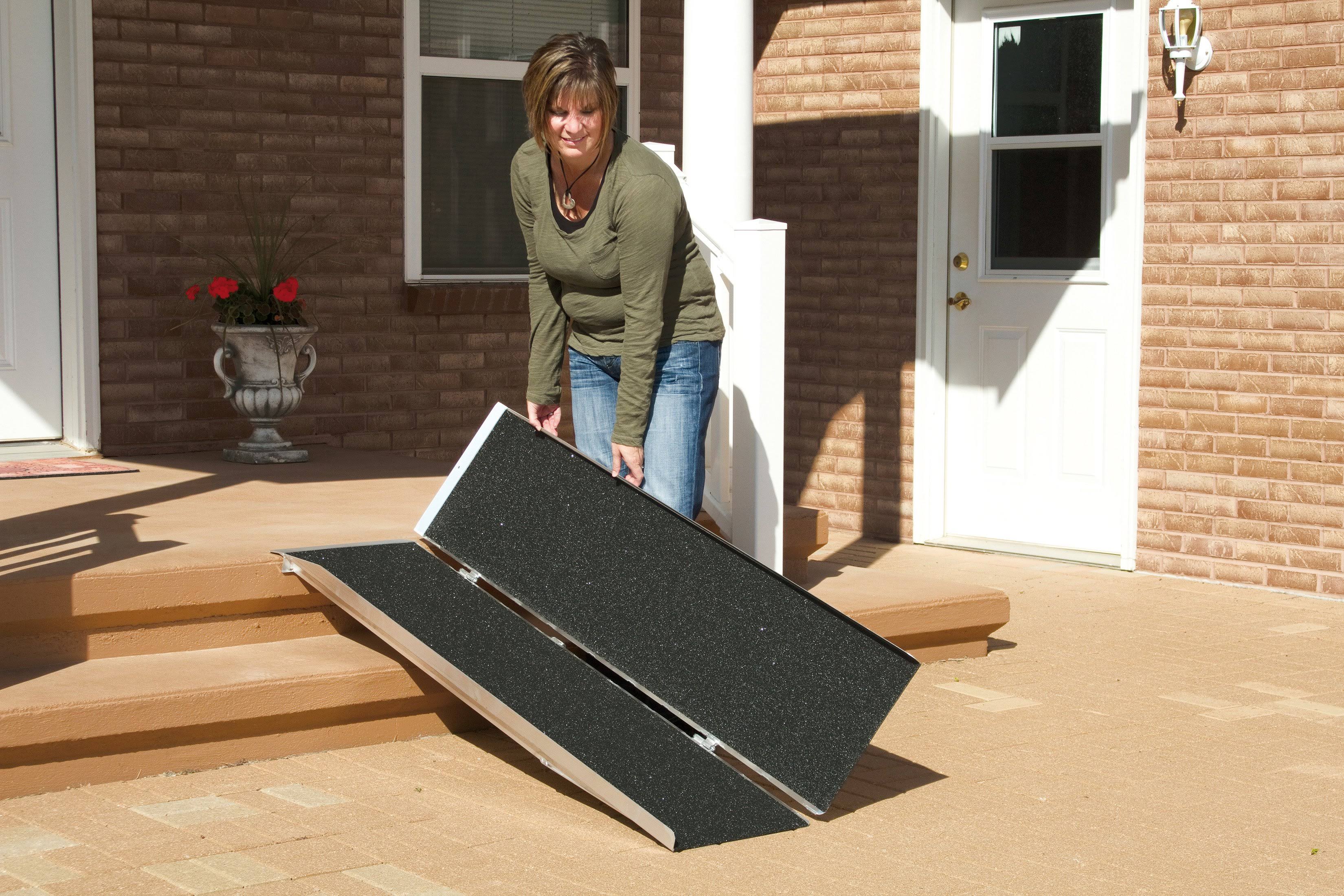 Prairie View Industries SFW630 Portable Singlefold Ramp, 6 ft x 30 in
