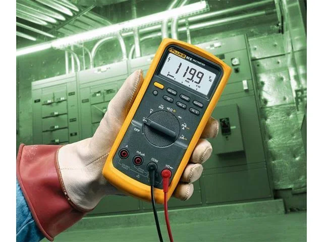 Fluke 83-5 - Digital Multimeter