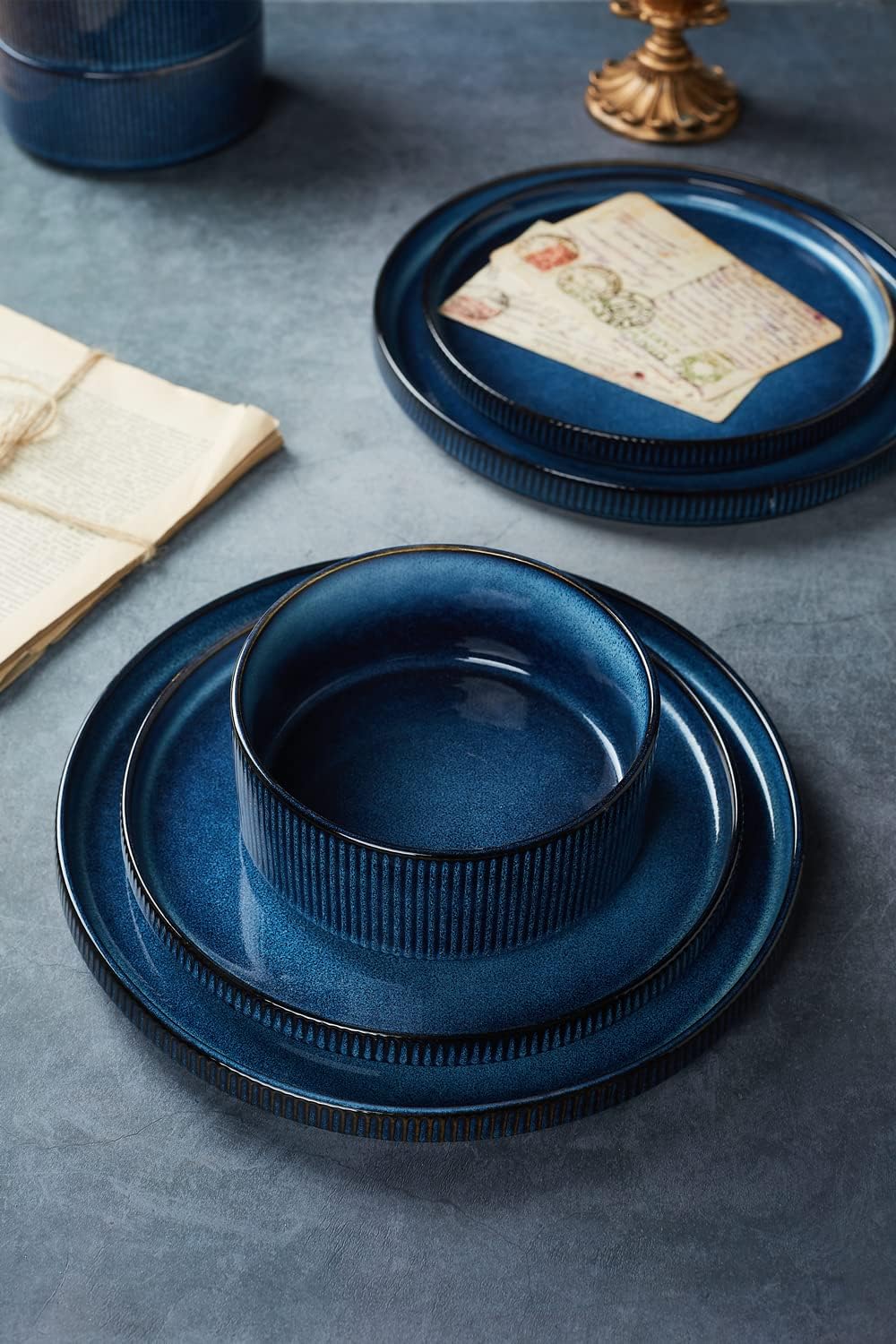 Famiware Dinnerware Set for 4 (12 Piece) and 10" Dinner Plates for 6 - Nebulas Blue