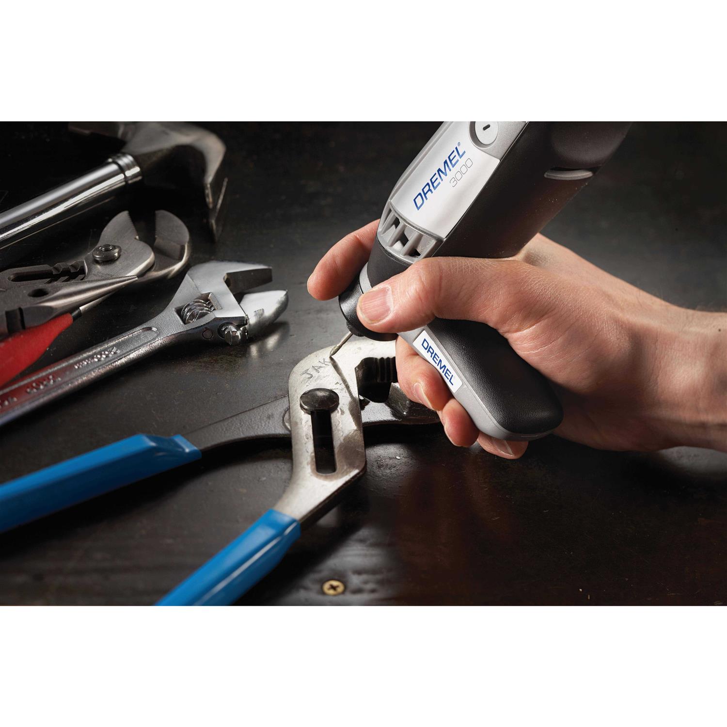 Dremel 3000 - Shop Hardware Tools Online Store