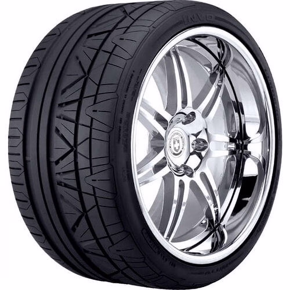 Nitto Invo 275/40R20XL 106W BSW (2 Tires) Fits: 2014-15 BMW X5 sDrive35i, 2011-13 BMW X5 xDrive35d