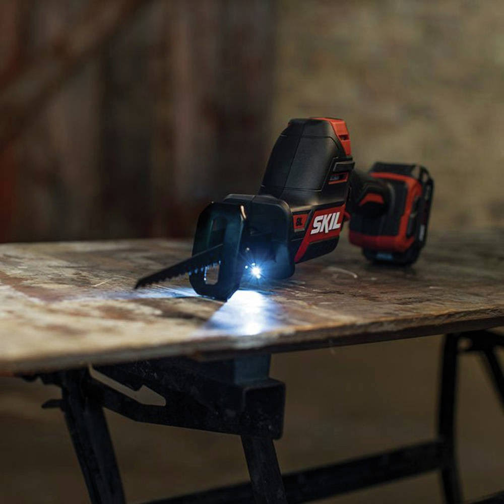 Skil PWRCore 12 12 Volt Cordless Brushless Compact Reciprocating Saw Kit (Battery u0026 Charger) RS582802