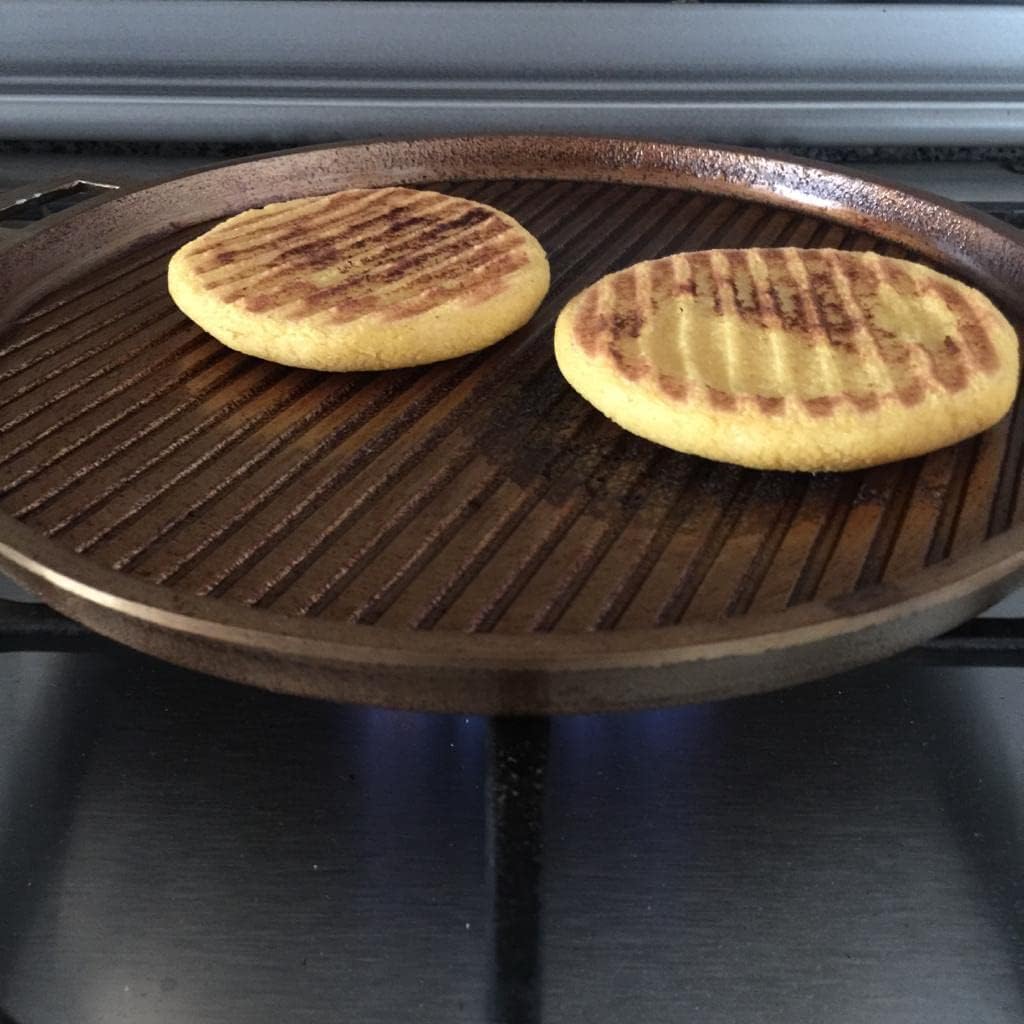 VIKO Budare Pro Grill arepas precurado 26cm 10.2" Griddle vikogrills gauchogrillx Hecho en Venezuela Pack of 2