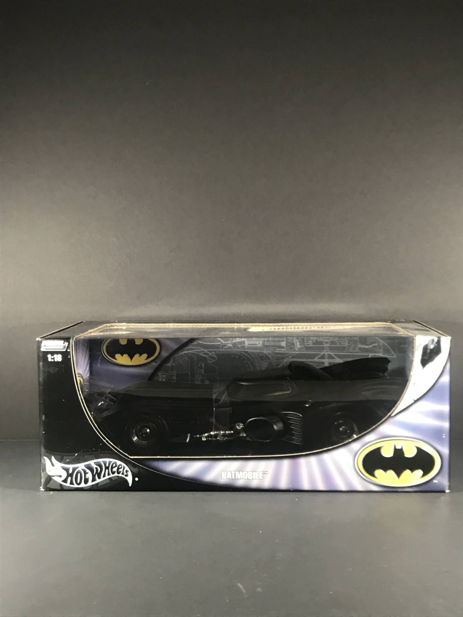 Hot Wheels 1/18 Batmobile 1989 Movie Car