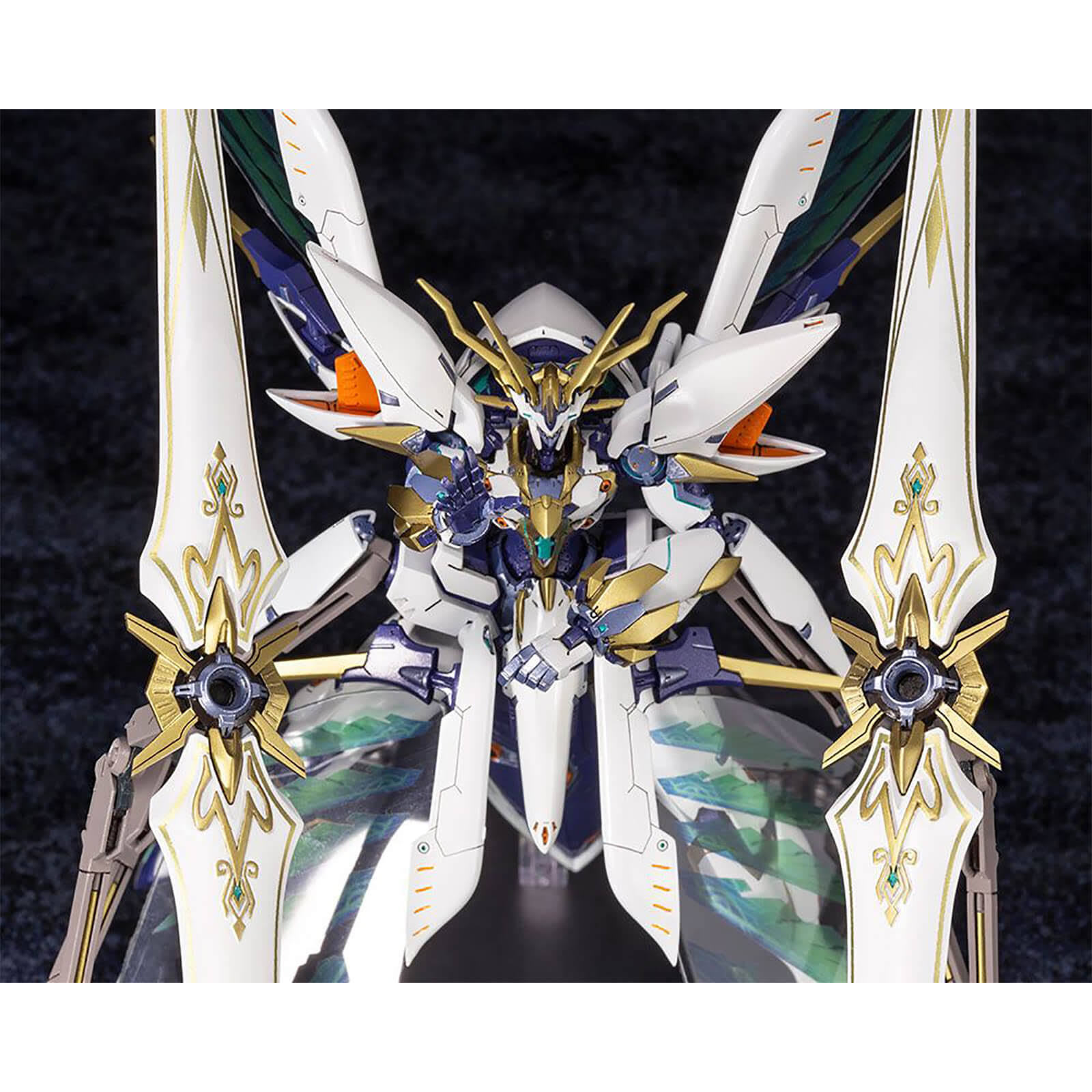 Xenoblade Chronicles 2 Plastic Model Kit Siren 30 cm
