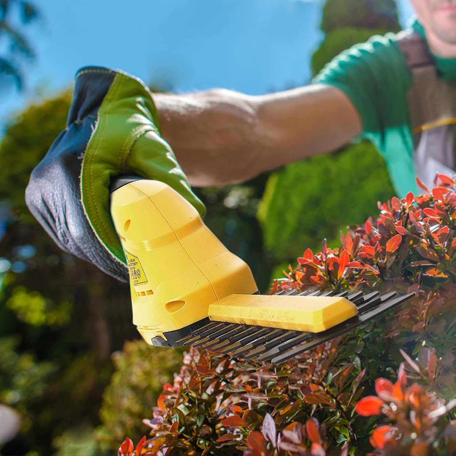 Walensee Cordless Grass Shear & Hedge Trimmer – 7.2V Electric Shrubbery Trimmer 2 in 1 Handheld Hedge Cutter/Grass Trimmer/Hedge Clipper Rechargeable Battery and Fast Charger Included for Garden, Lawn Pack of 2
