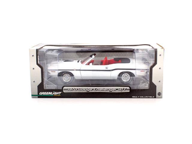 Greenlight 12819 1970 Dodge Challenger R u0026 T Convertible White 1-18 Diecast Car Model