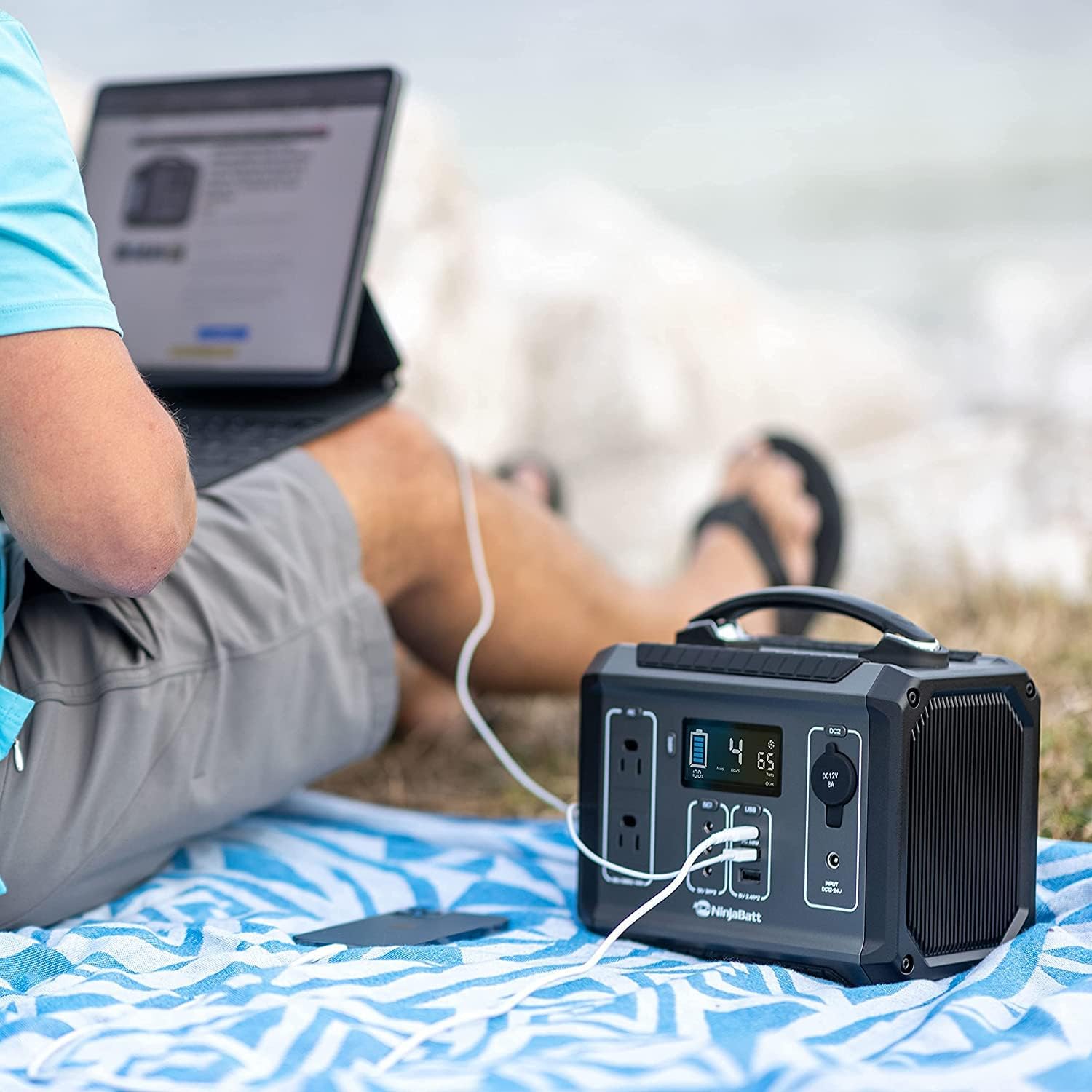 NinjaBatt Portable Power Station, 280Wh Backup Lithium Battery with 110V/300W Pure Sine Wave AC Outlets, QC3.0 & PD 60W - Silent Generator for Outdoor Camping RV Emergencies