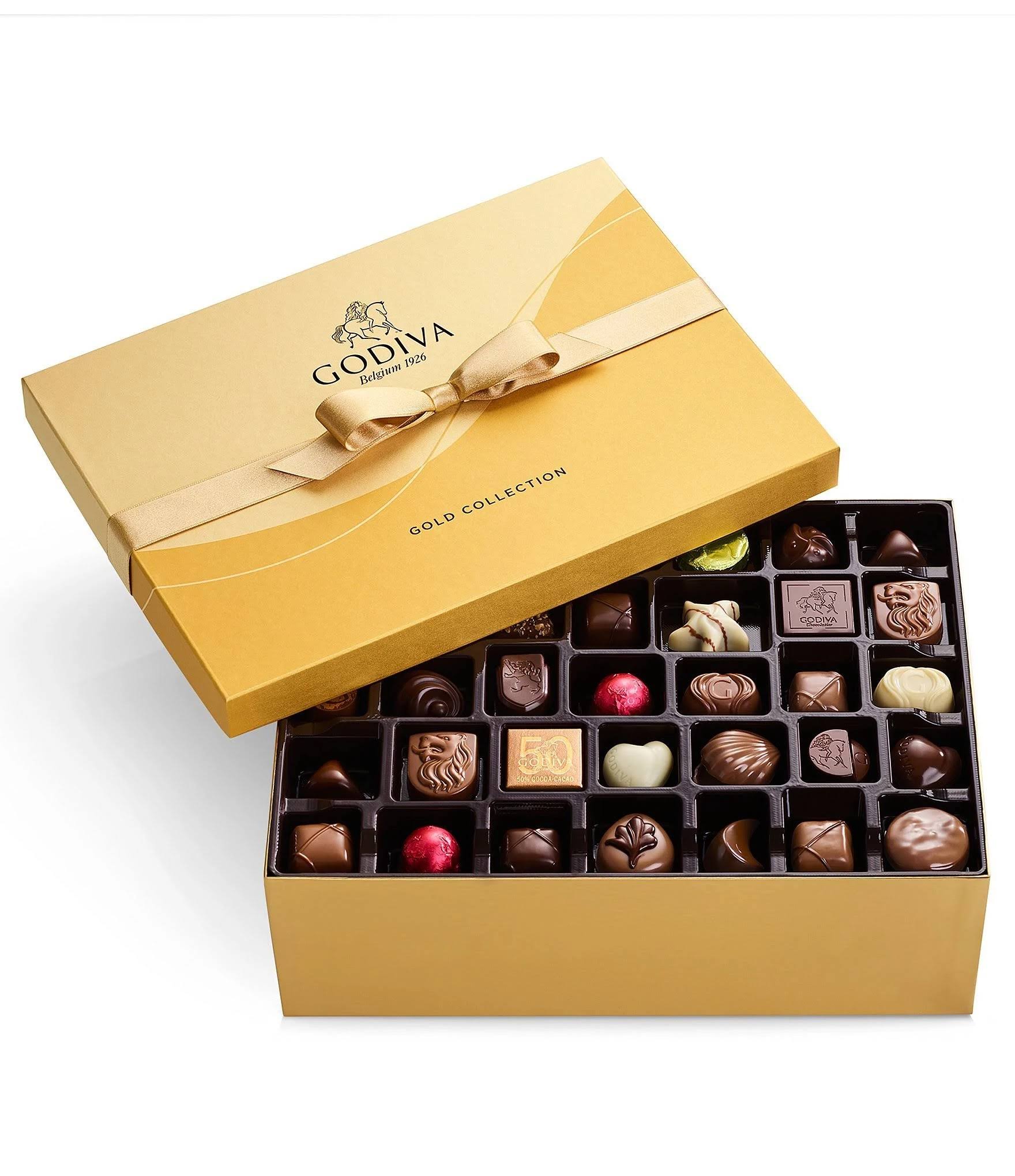 Godiva Chocolatier 105-Piece Assorted Chocolate Gold Gift Box
