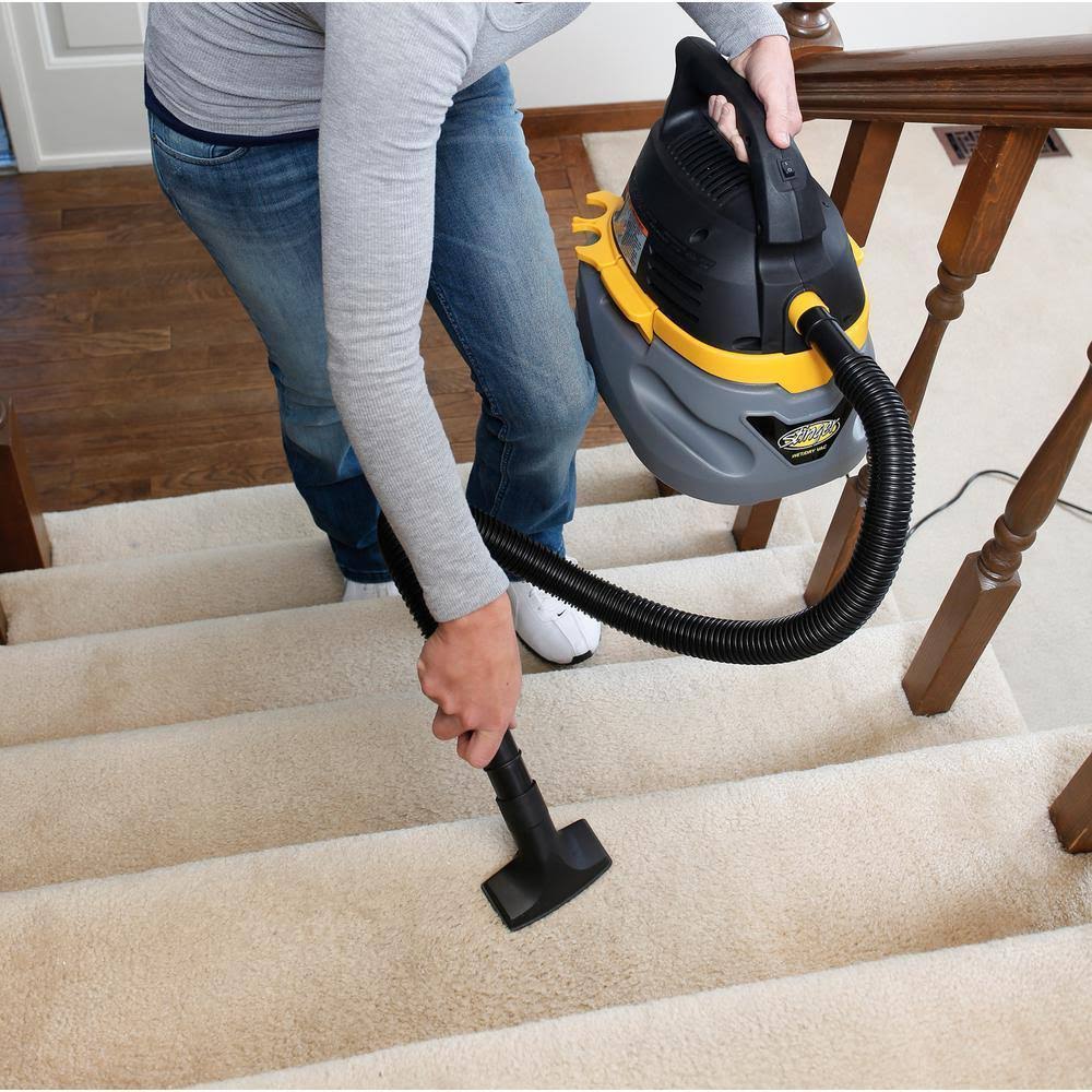 Stinger 2.5 Gallon Wet/Dry Vacuum