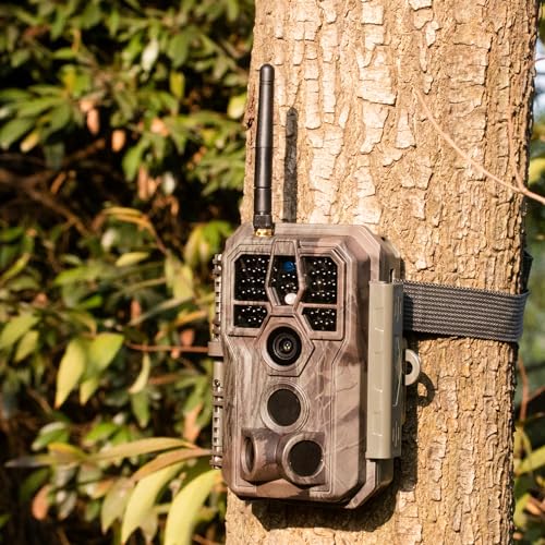 GardePro E8 Trail Camera WiFi 32MP 1296p Fast 0.1s Trigger Speed Motion Activated 100ft Night Vision IP66 Waterproof