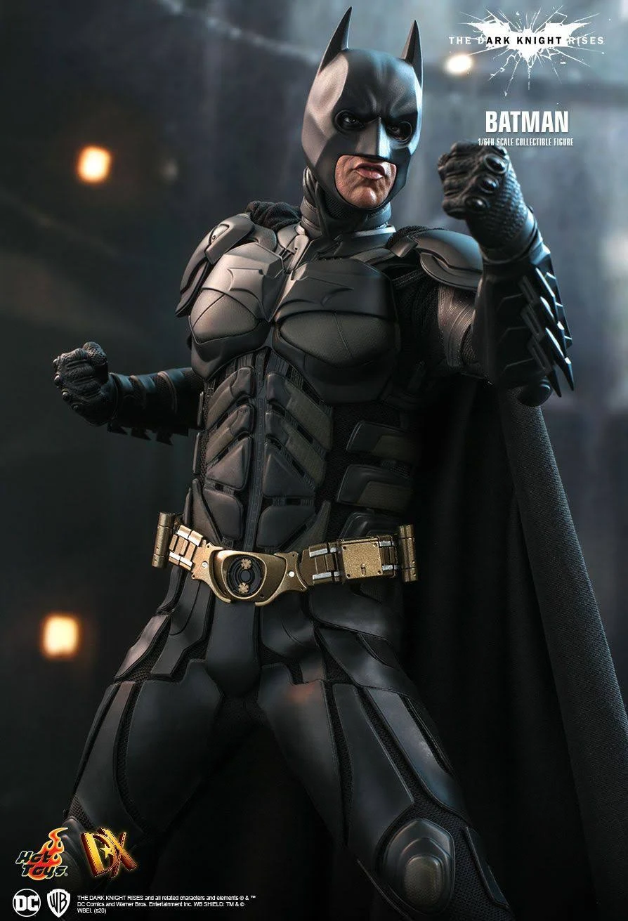 The Dark Knight Rises Batman Sixth Scale Figure (PREORDER)