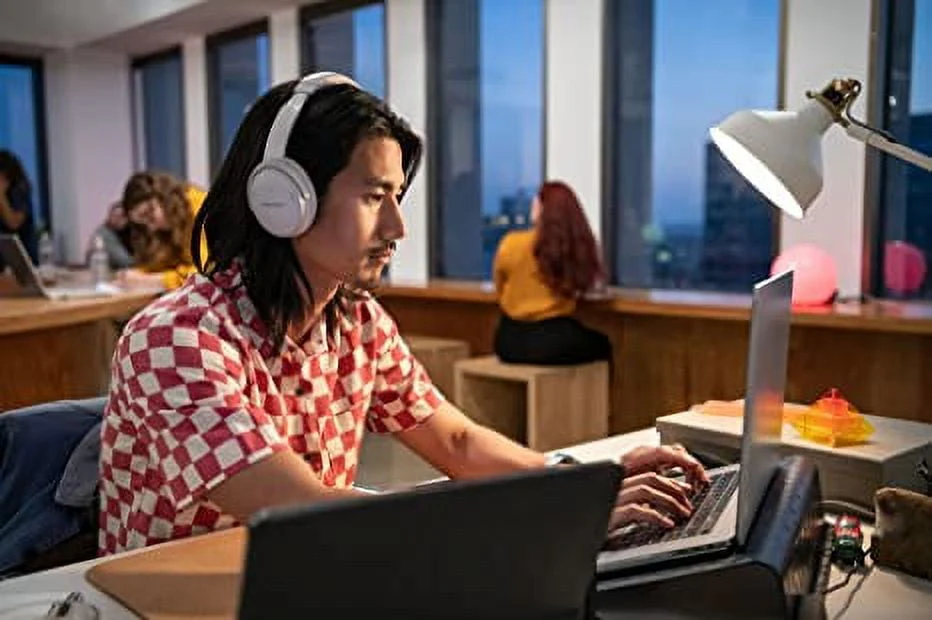 Bose QuietComfort 45 Headphones Noise Cancelling Over-Ear Wireless Bluetooth Earphones, Black