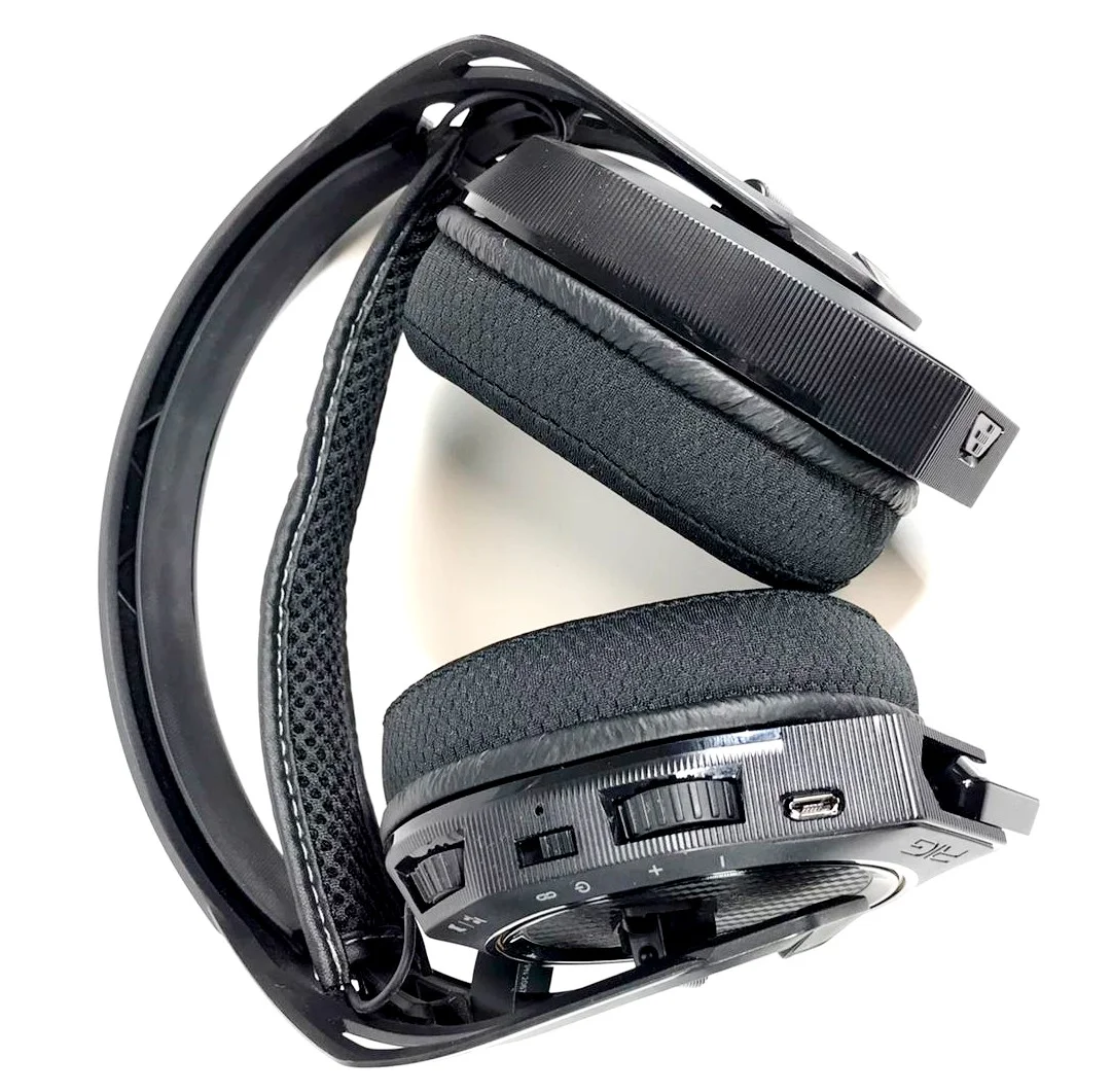 Plantronics RIG 800HD Dolby Atmos Wireless Gaming Headset, Black