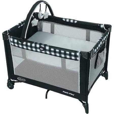 Graco Pack &n Play on The Go Playard with Bassinet, Fletcher