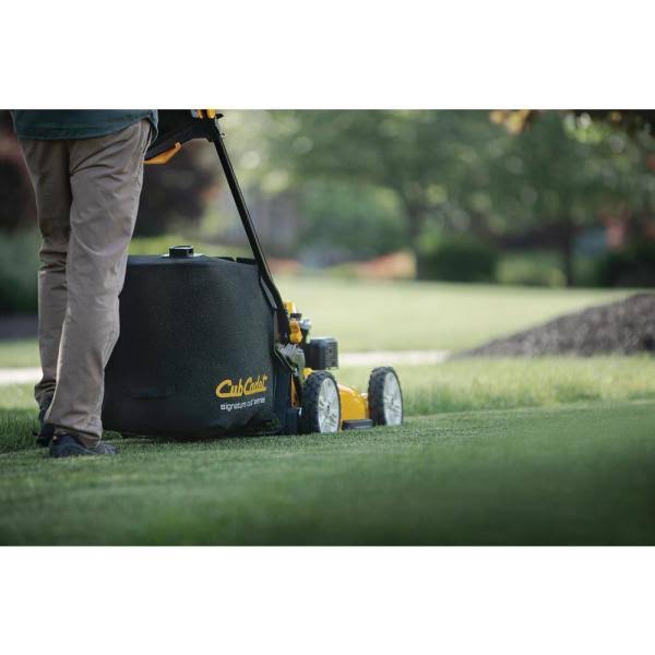 Cub Cadet SC900 (23x22) 196cc Self-Propelled Lawn Mower