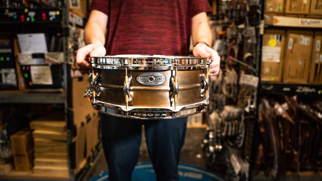 Pearl 14x22 x 5x22 SensiTone Premium Beaded Brass Snare Drum
