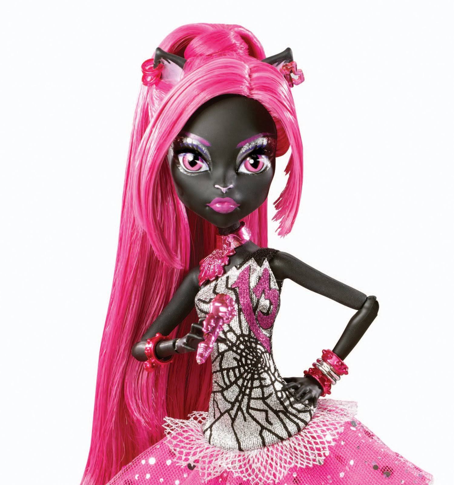 Monster High Catty Noir Doll &BGG73 - Dolls u0026 Accessories
