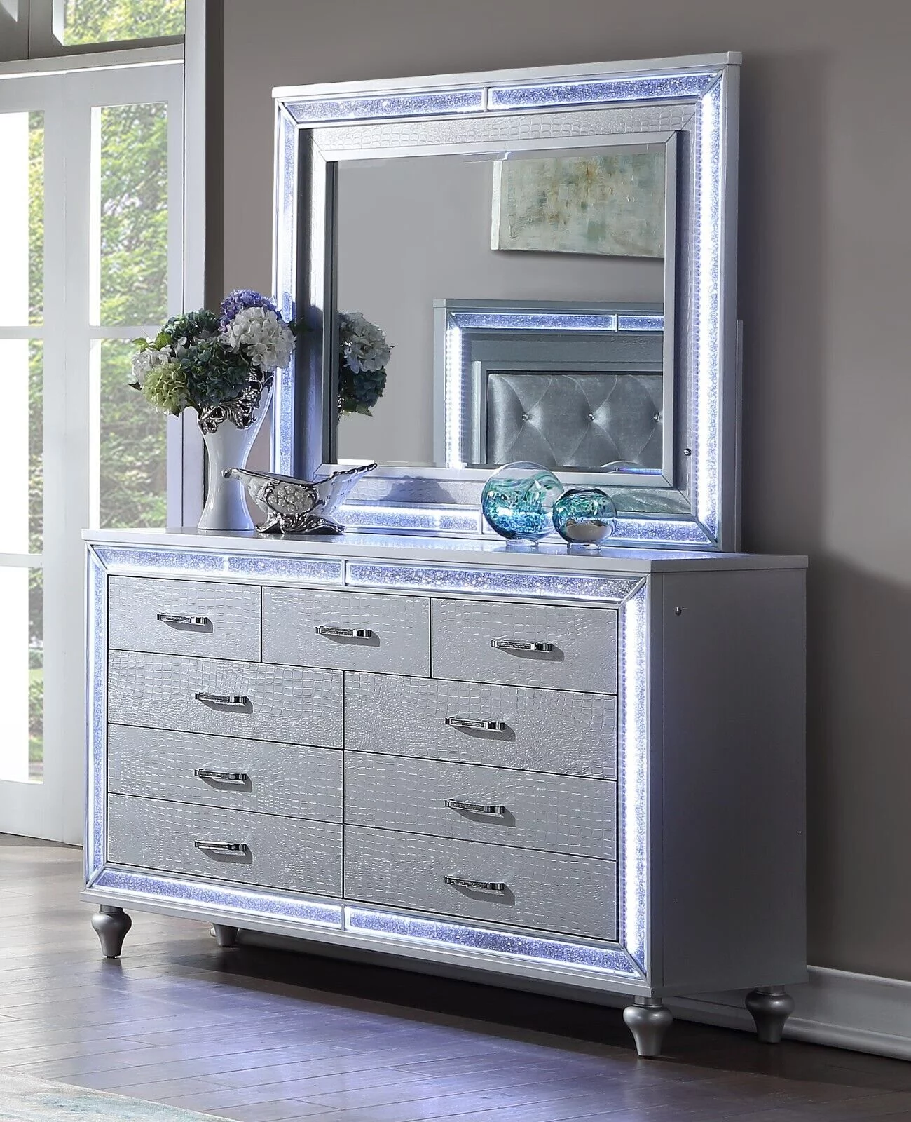 Contemporary 4pc King Size Upholstered Bed Dresser Mirror Nightstand Wooden Master Bedroom LED Lights Set Silver Finish