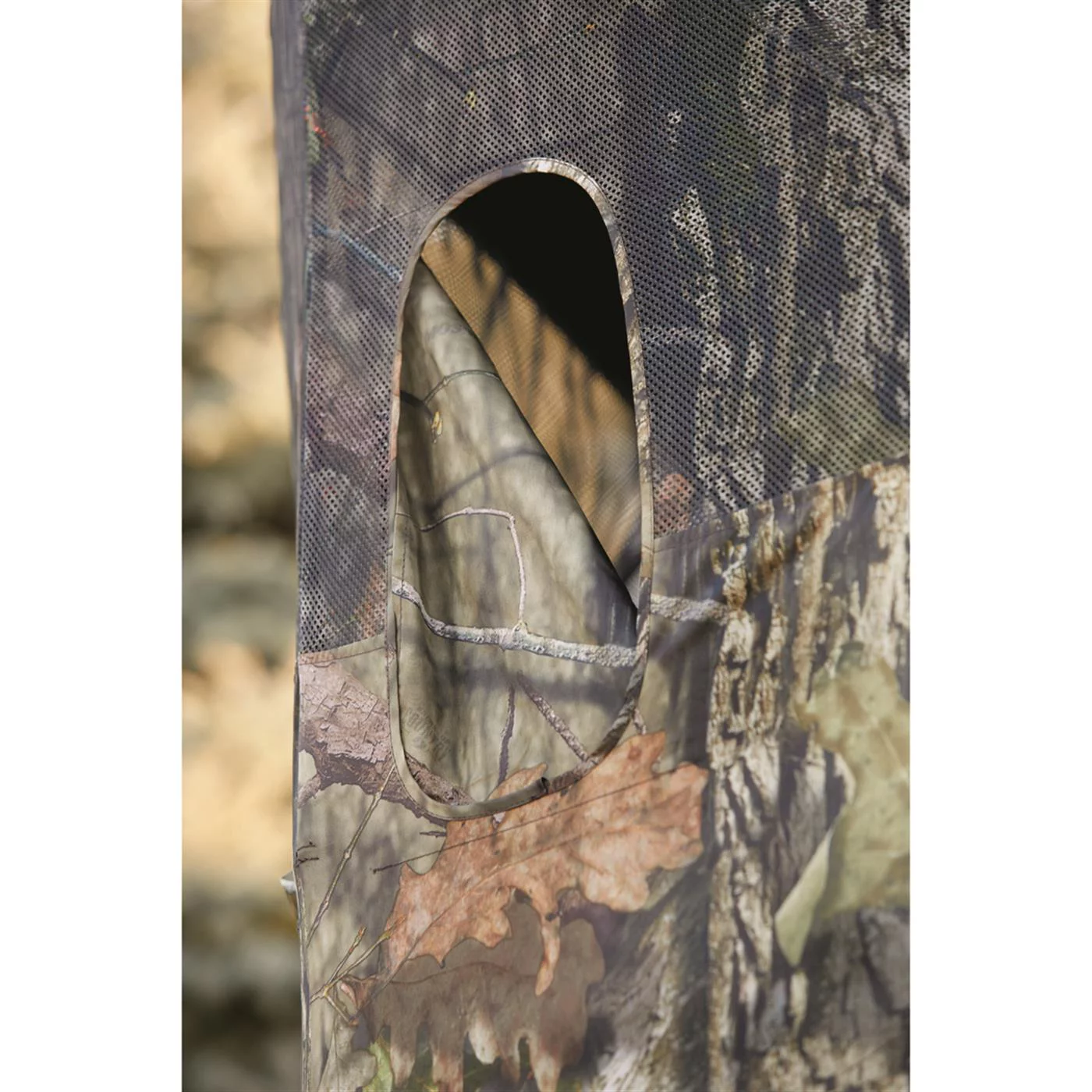 Guide Gear 6' Tripod Hunting Tower Blind, 2-Man Stand Elevated, Hunting Gear Equipment Accessories, 4x4
