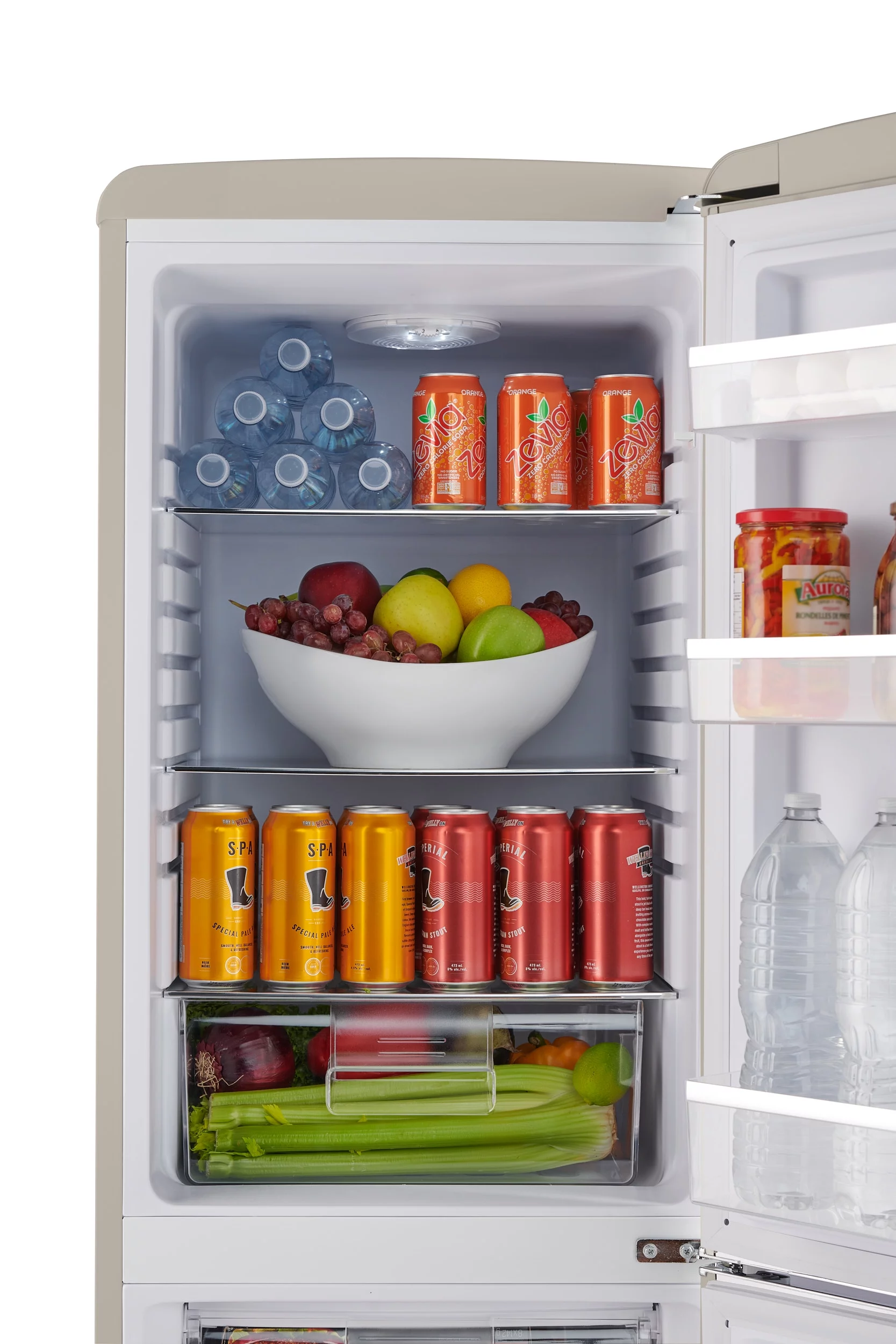 iio 7 cu. ft. Retro refrigerator with bottom freezer